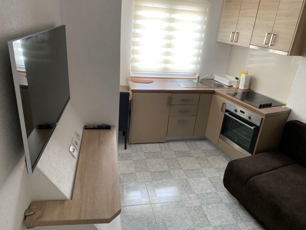 Oborska Ulica Centar Apartment Baska Voda Luaran gambar