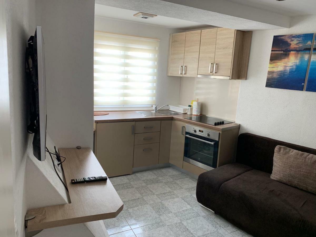 Oborska Ulica Centar Apartment Baska Voda Luaran gambar