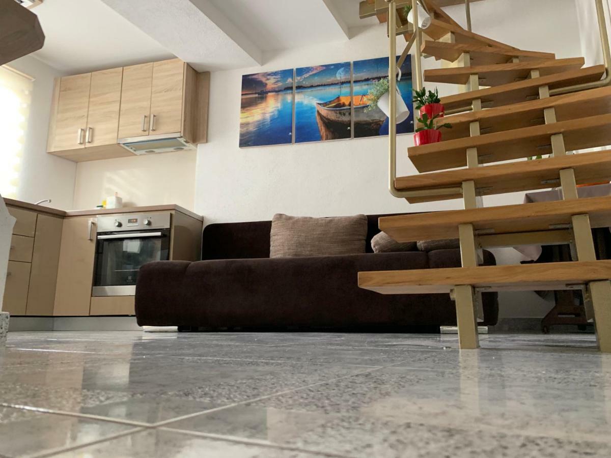 Oborska Ulica Centar Apartment Baska Voda Luaran gambar